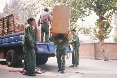 北京海淀區搬運裝卸現場